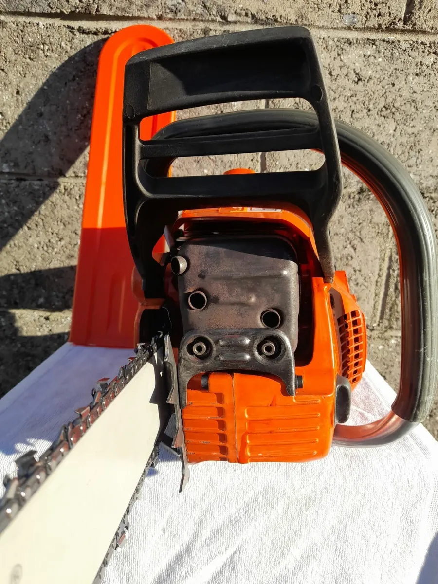Selling Chainsaw - Image 2