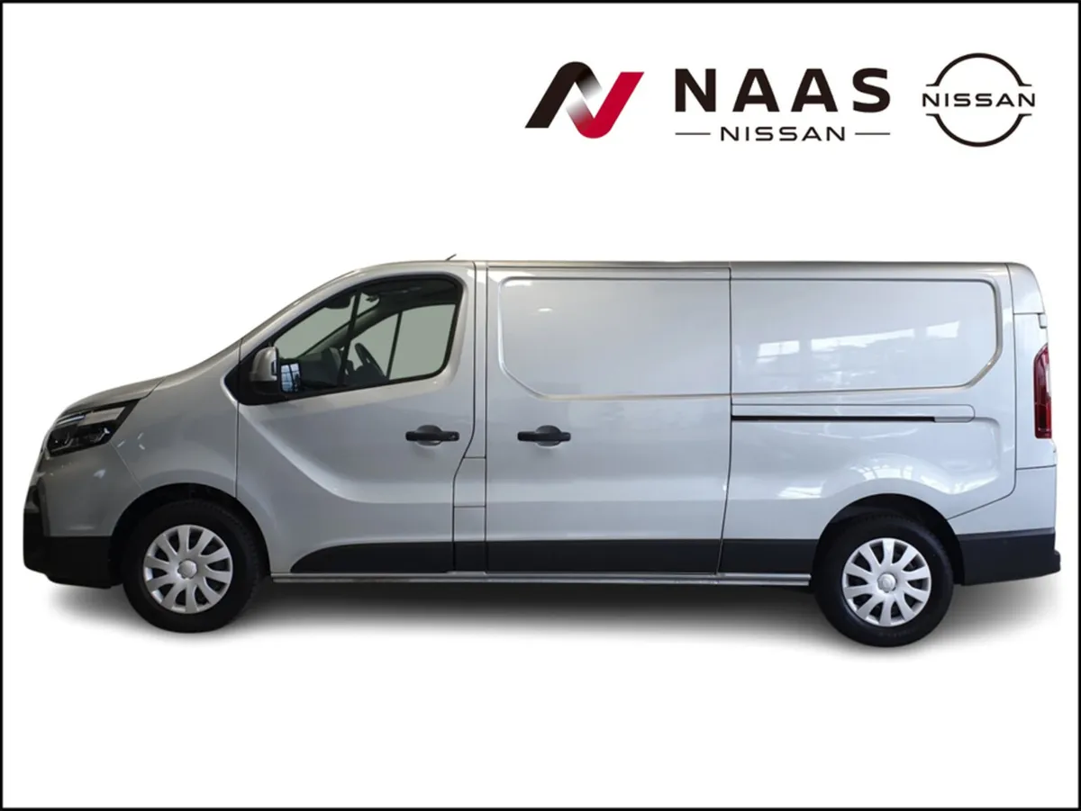 Nissan Primastar 252 L2H1 150BHP SV PREMIUM - Image 4