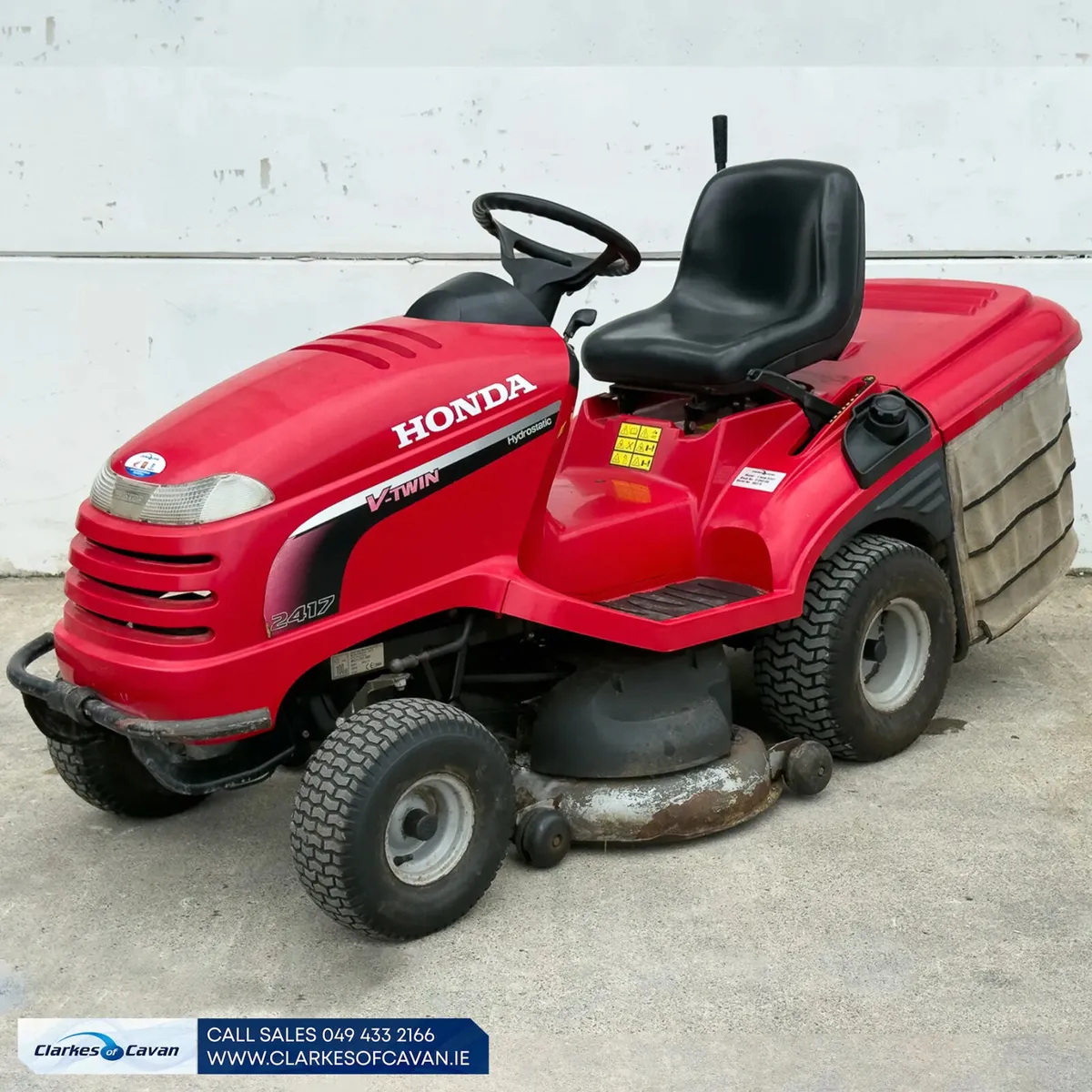 Used 2008 Honda 2417 Lawnmower - Image 1