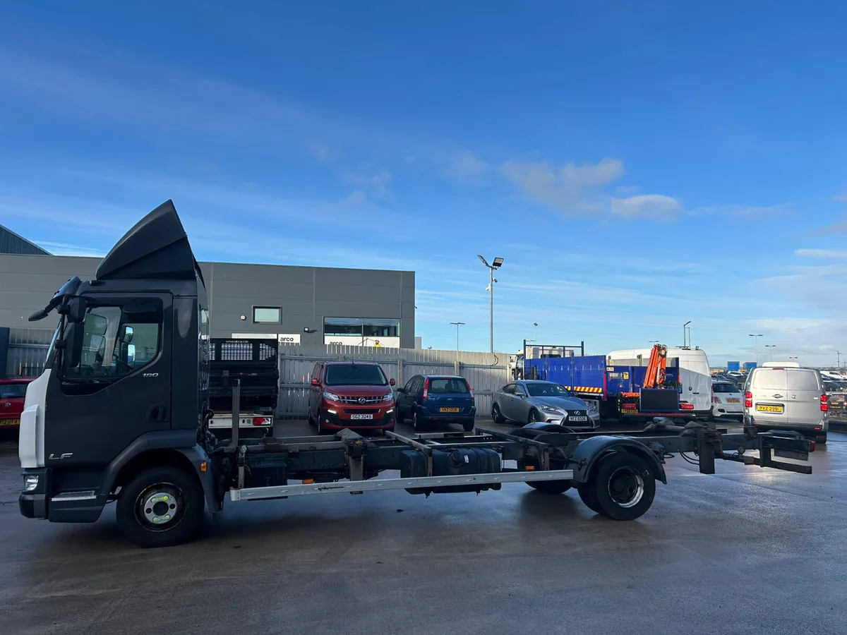 September 2019 DAF LF 180 7.5T Chassis Cab - Image 4