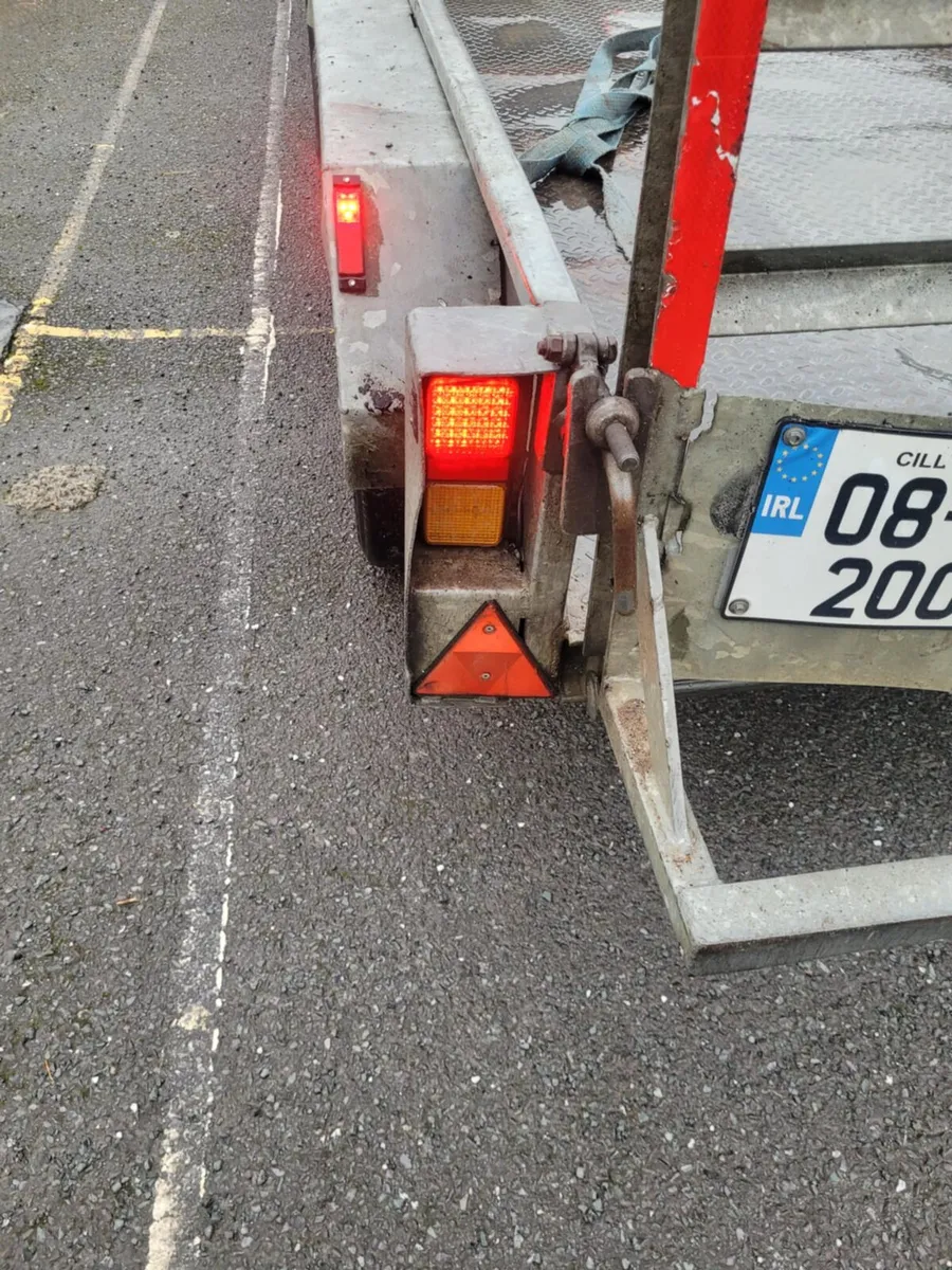 Predator tri-axel plant trailer 13ft6 by 6ft2 - Image 3