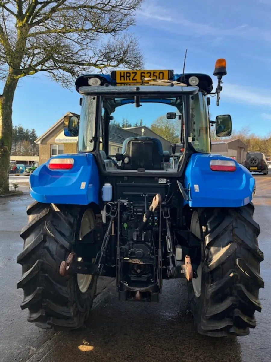 2014 New Holland T5.105 Dual Command - Image 4