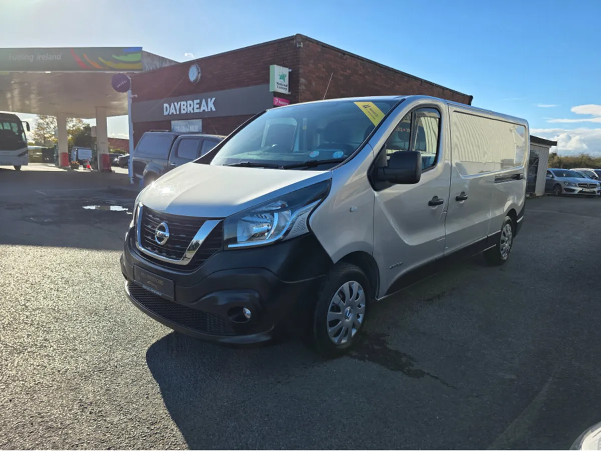 Nissan NV300 LWB 120 SV 4DR - Image 4