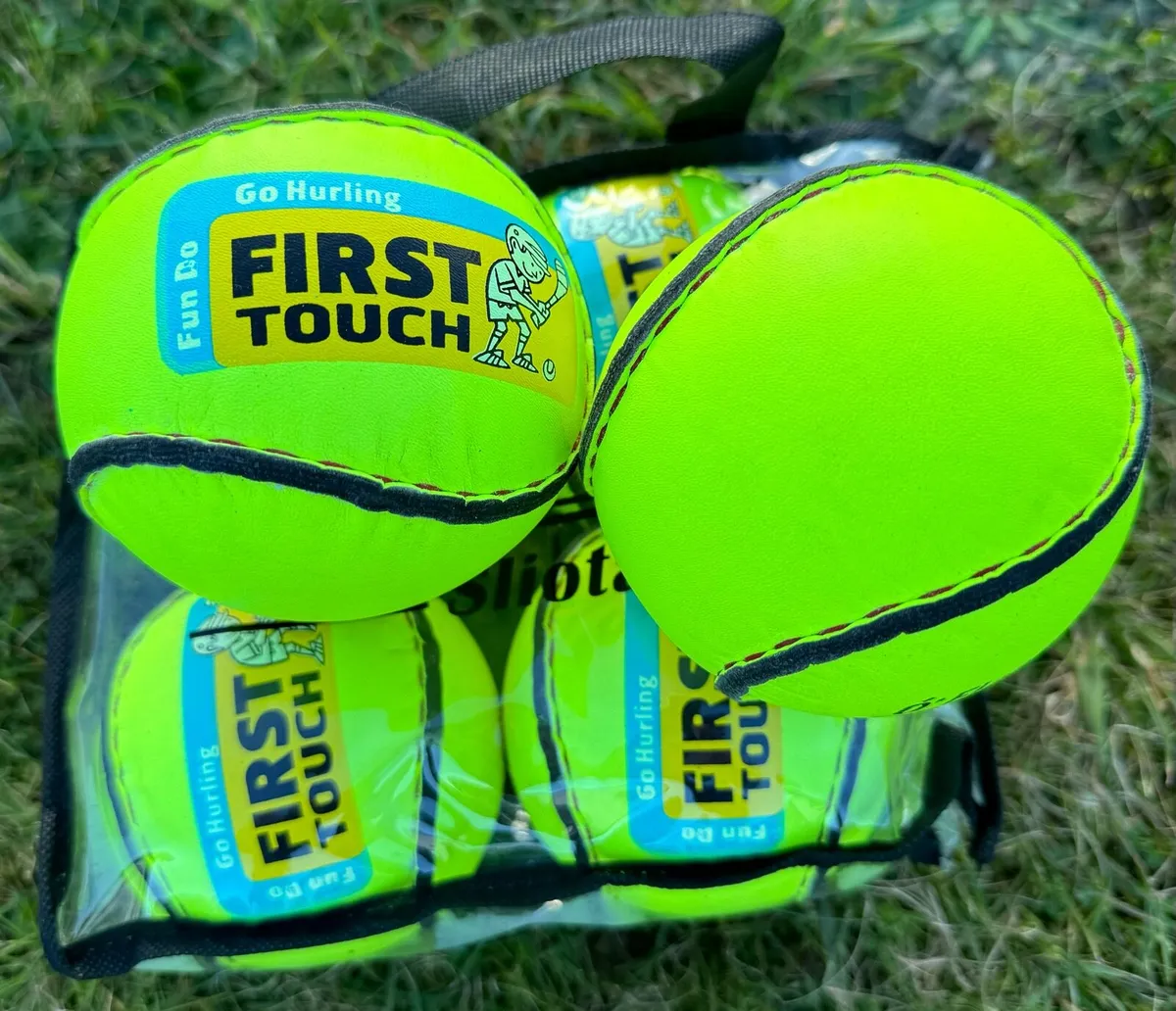 **FIRST TOUCH LUMINOUS YELLOW SLIOTARS** - Image 1