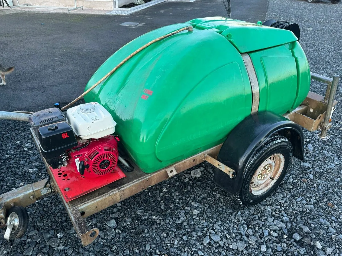1100L Tow Behind Honda Power Washer - Image 1