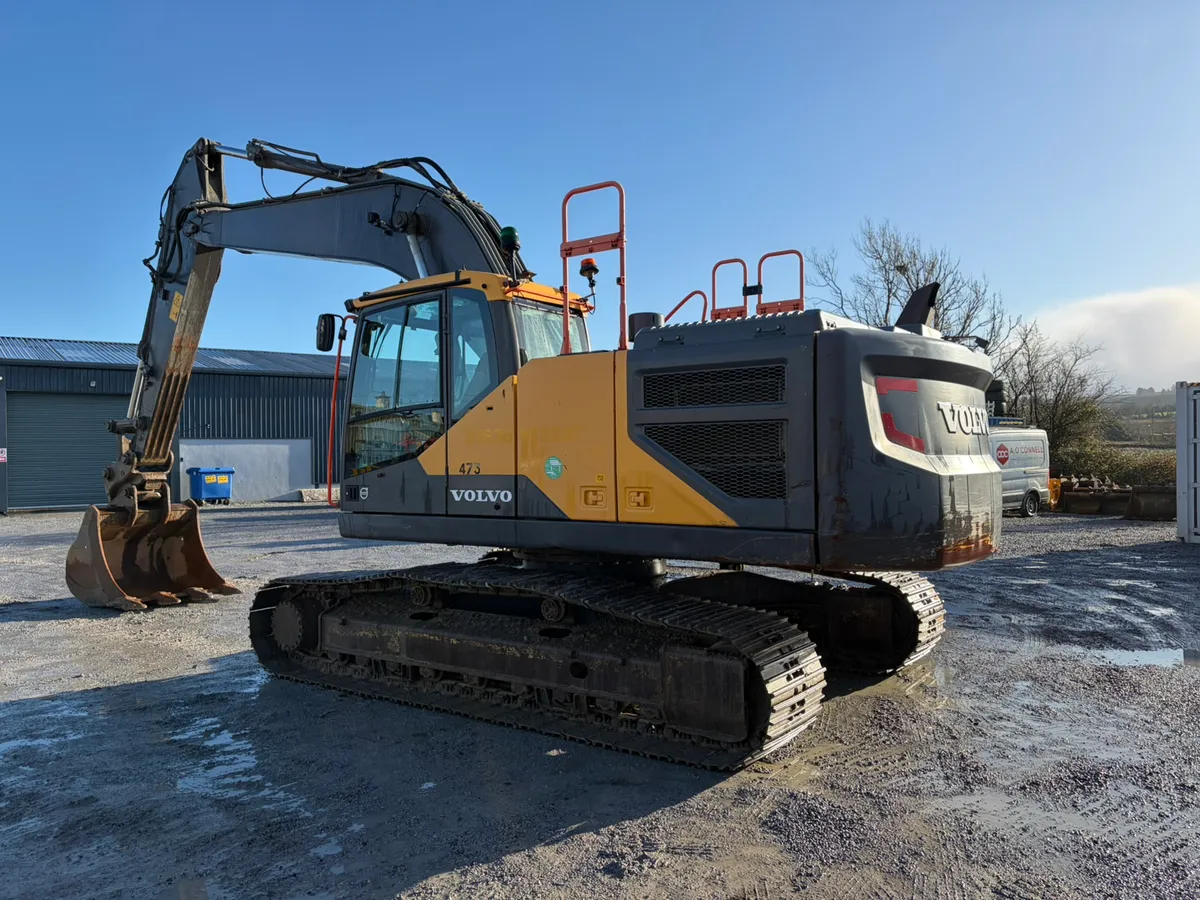 Volvo 250 EL excavator - Image 1