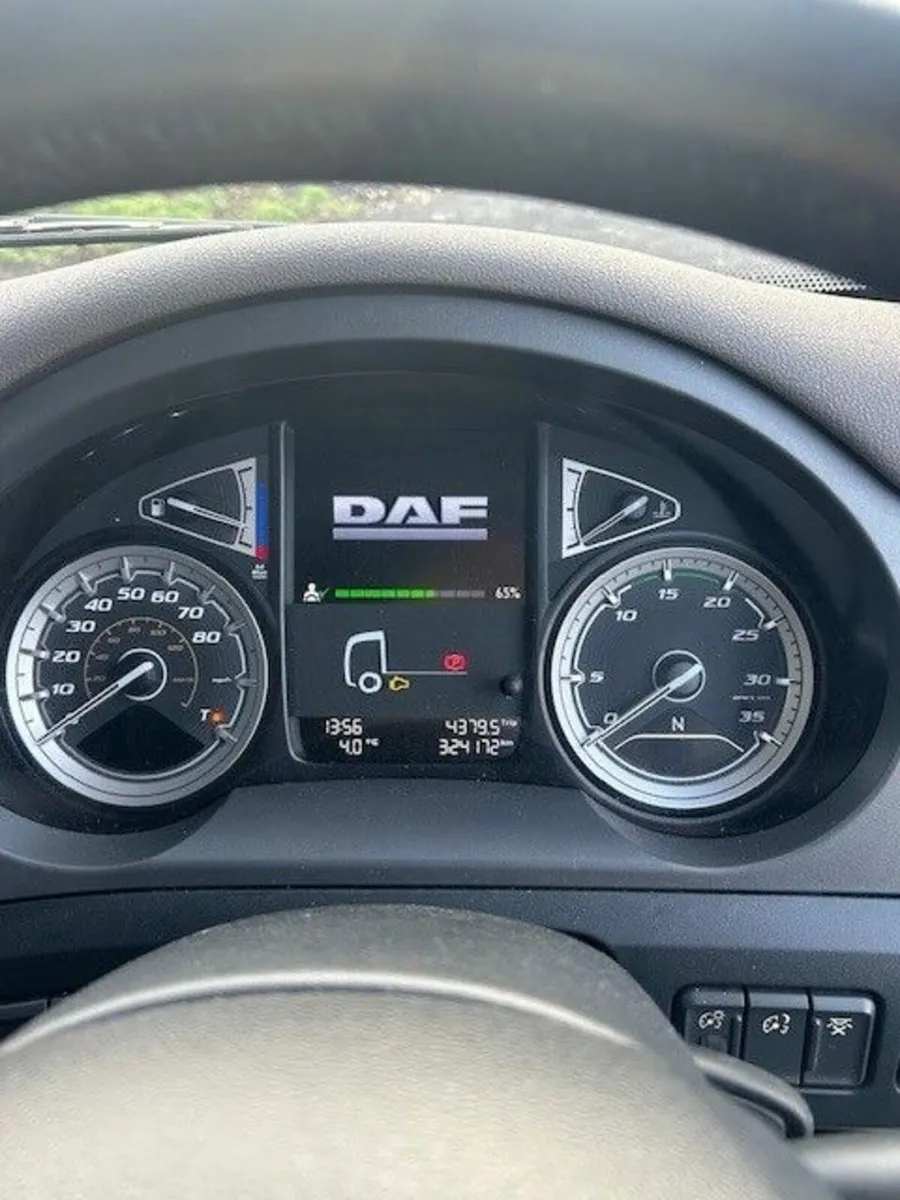 2019 DAF CF HIGH ROOF SLEEPER - Image 3