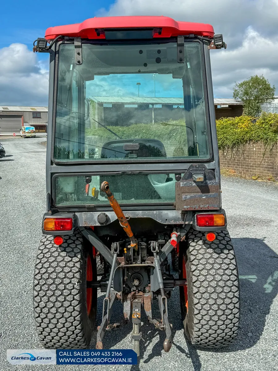 2011 Kubota B2530 - Image 4