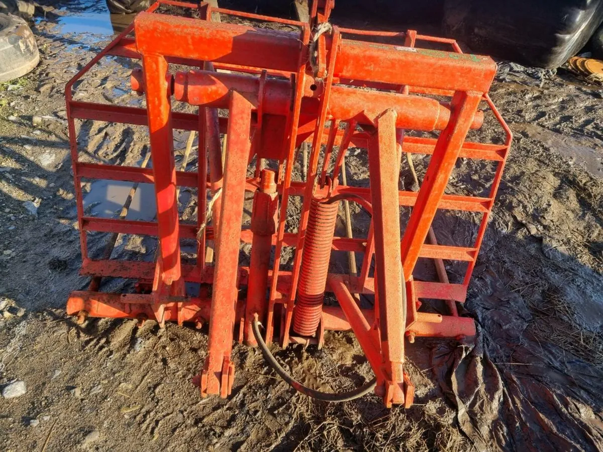 Push off buckrakes - Image 2