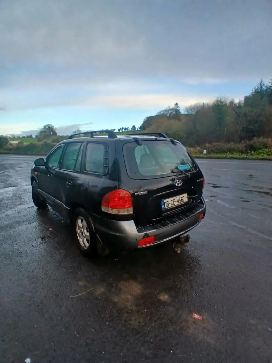 Hyundai Santa Fe - Image 3