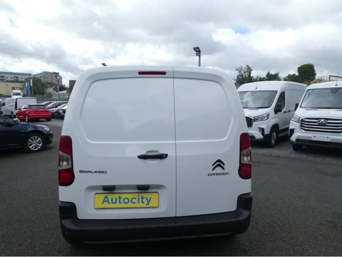 Citroen Berlingo Enterprise Blue Hdi 3 Seats plus - Image 4