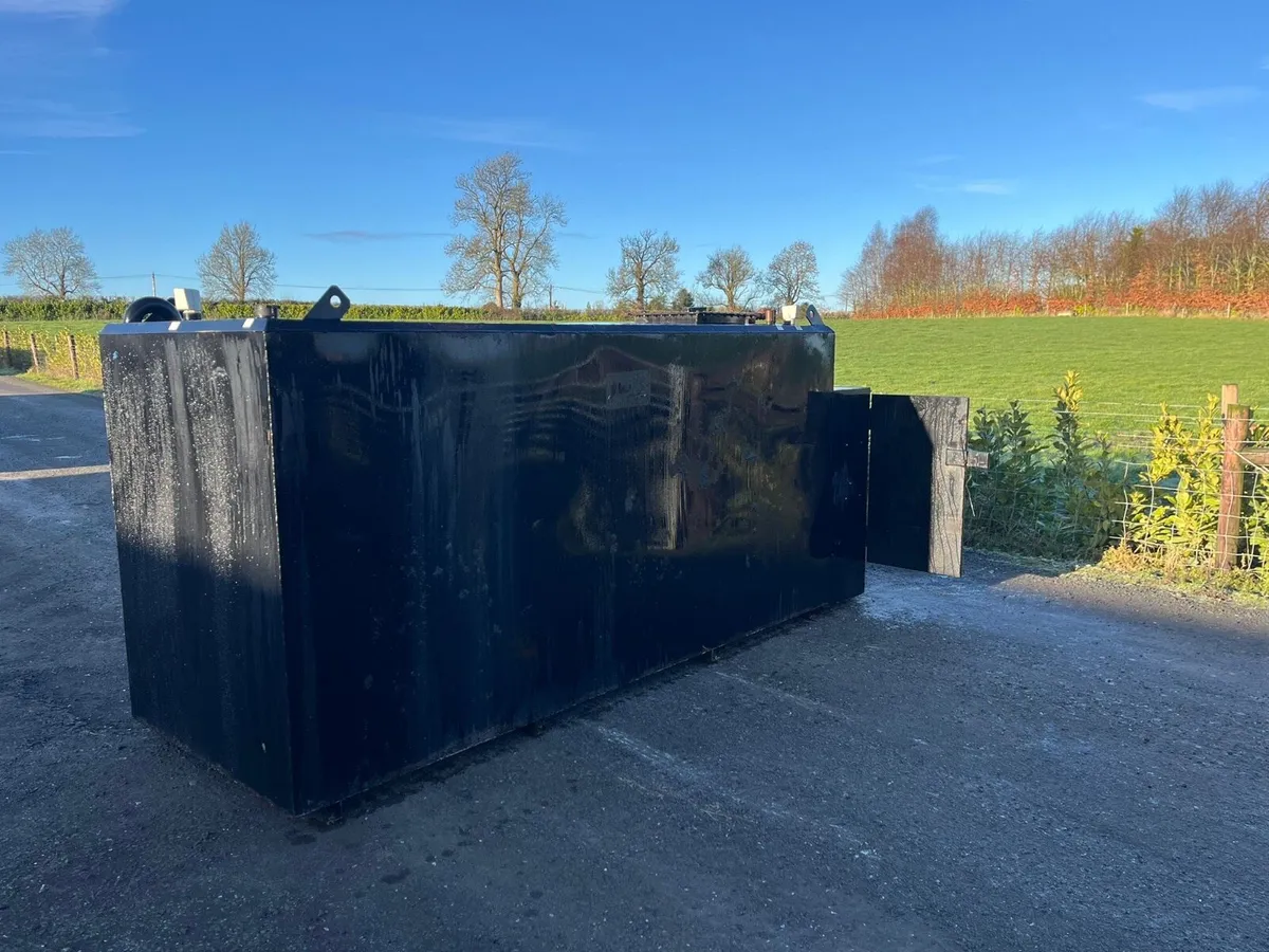 5500 litre fuel tank bowser - Image 3