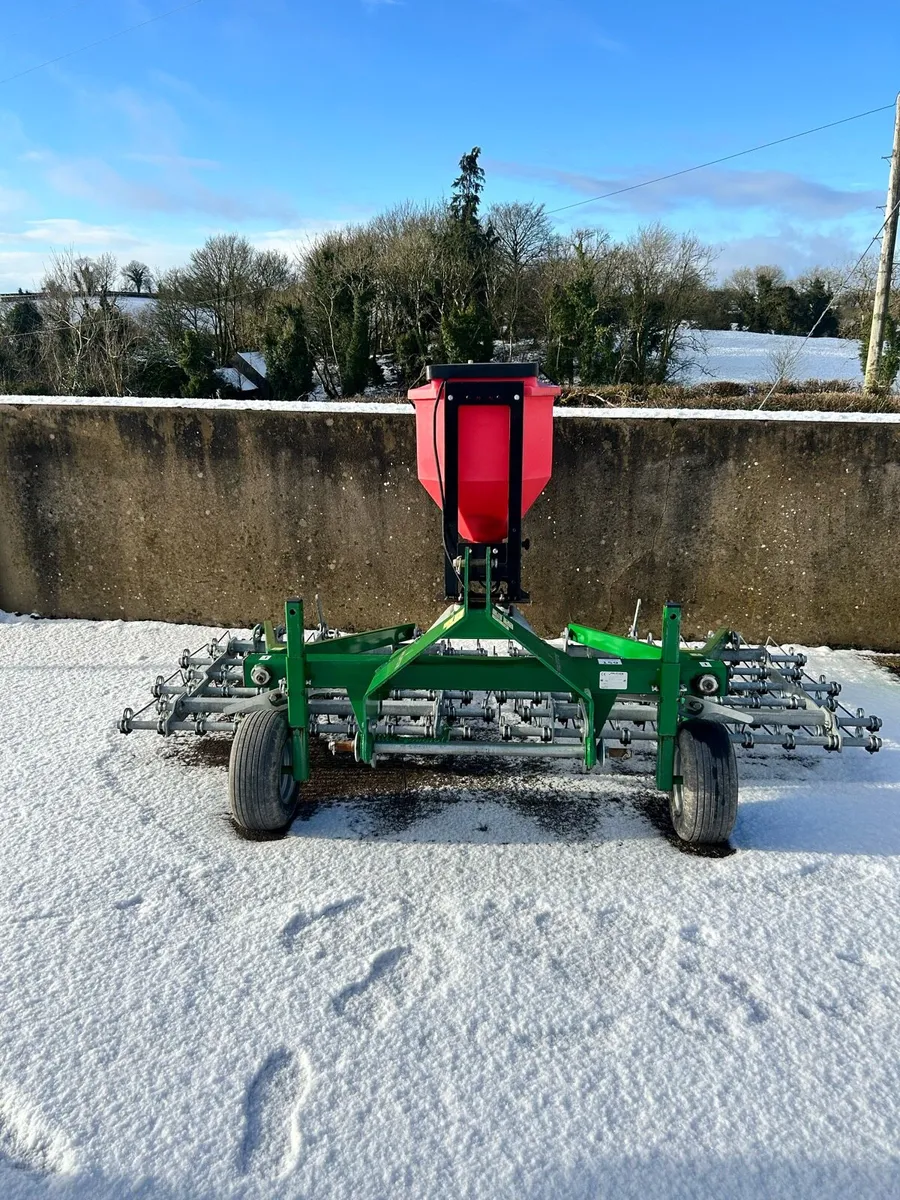 Palatine 3metre Spring Tine Harrow with seed Box - Image 2