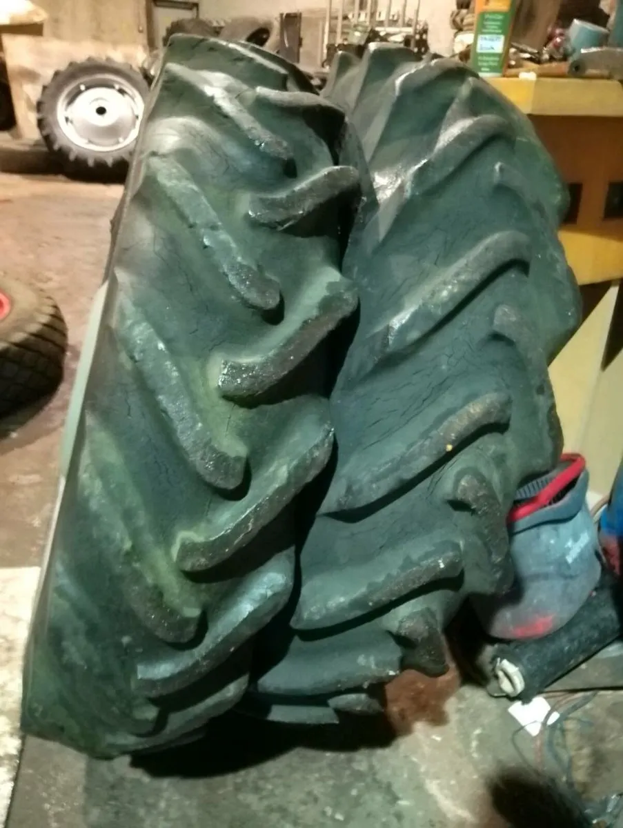 Massey wheels and tyres 12.4 28 8 stud - Image 3