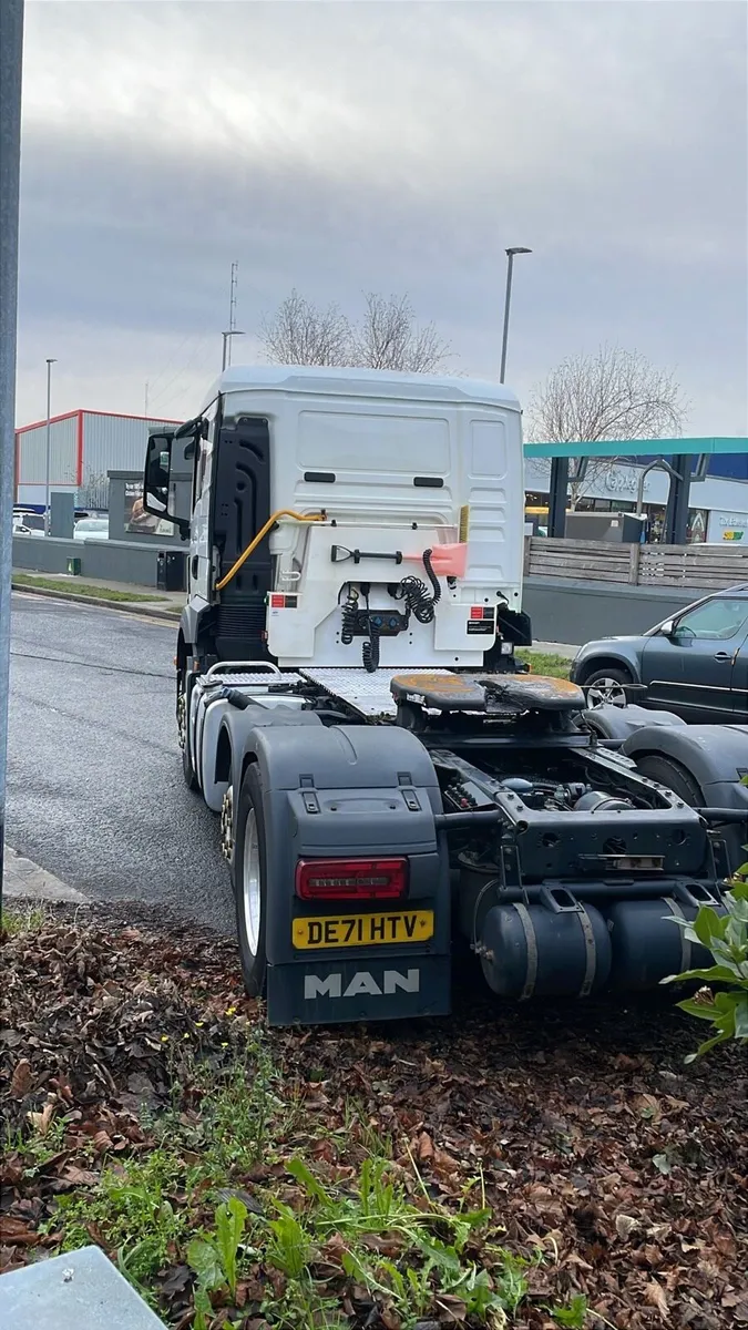 Man truck - Image 3