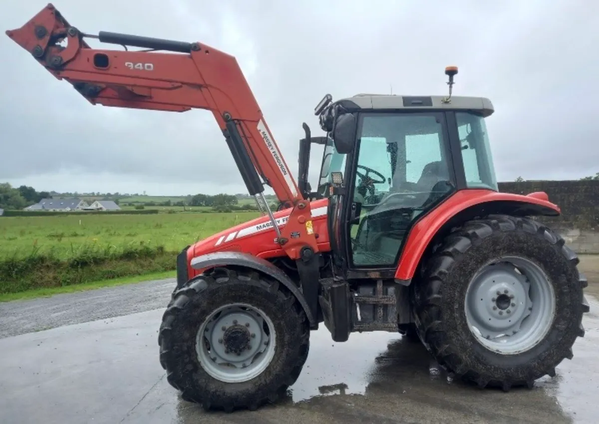 Massey Ferguson 5455 - Image 1
