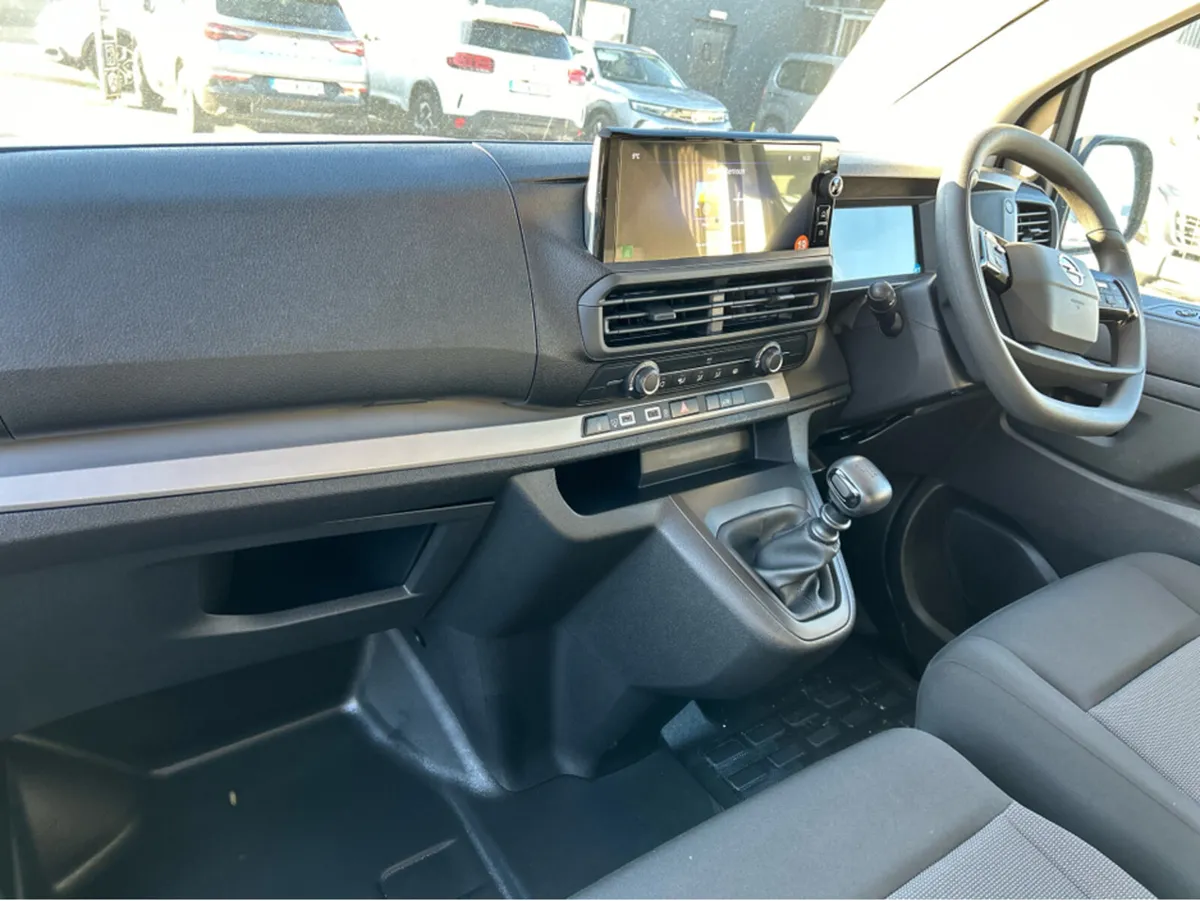 Opel Vivaro NEW SPORTIFE MODEL - Image 3