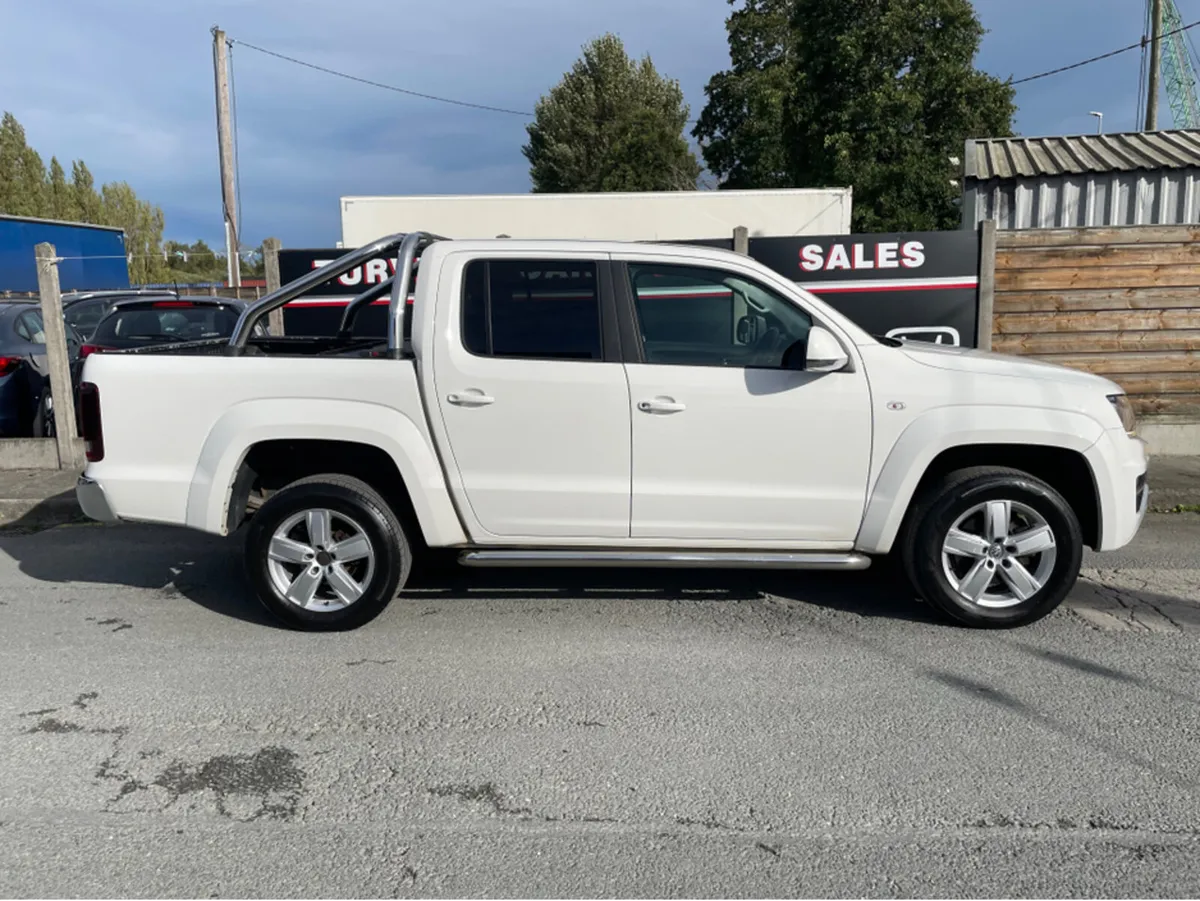Volkswagen Amarok 3.0 V6 H/LINE 4MOTION T TDI AUTO - Image 3