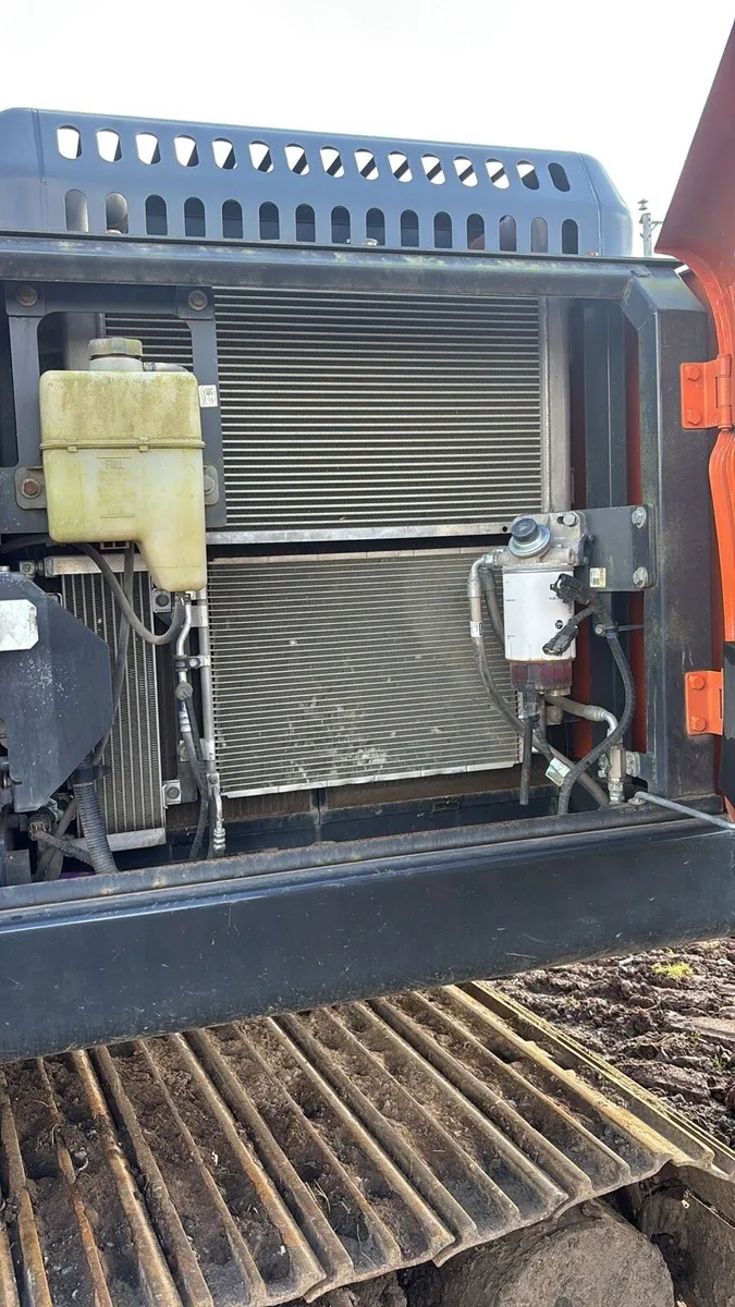 2021 Doosan 225 - Image 4