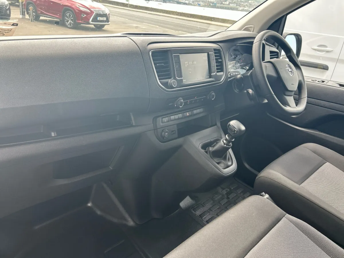 Opel Vivaro L2H1-1.5 100PS-DIE-6SP - Image 4