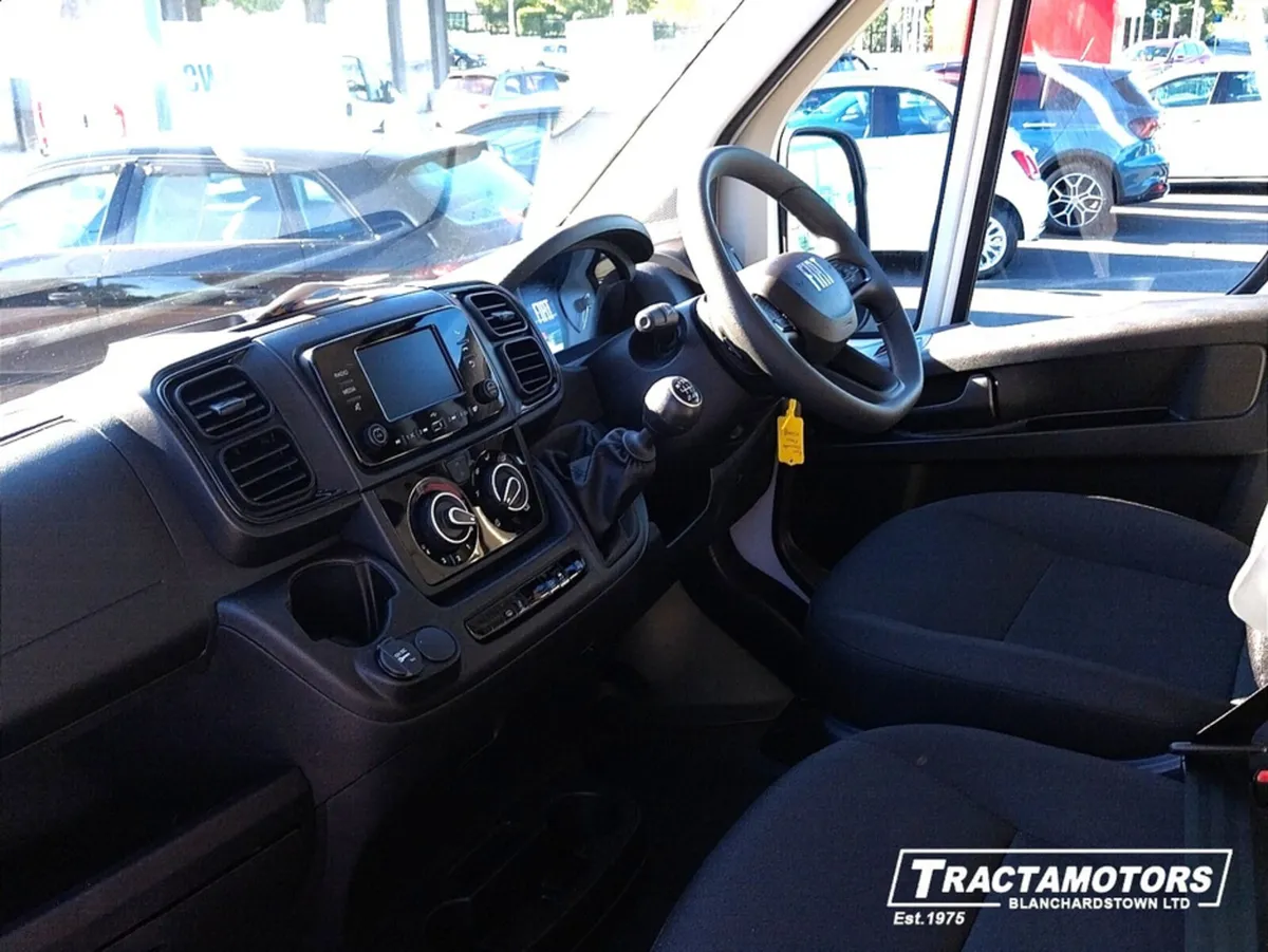 Fiat Ducato MWB STANDARD ROOF 2.2 120BHP - Image 2
