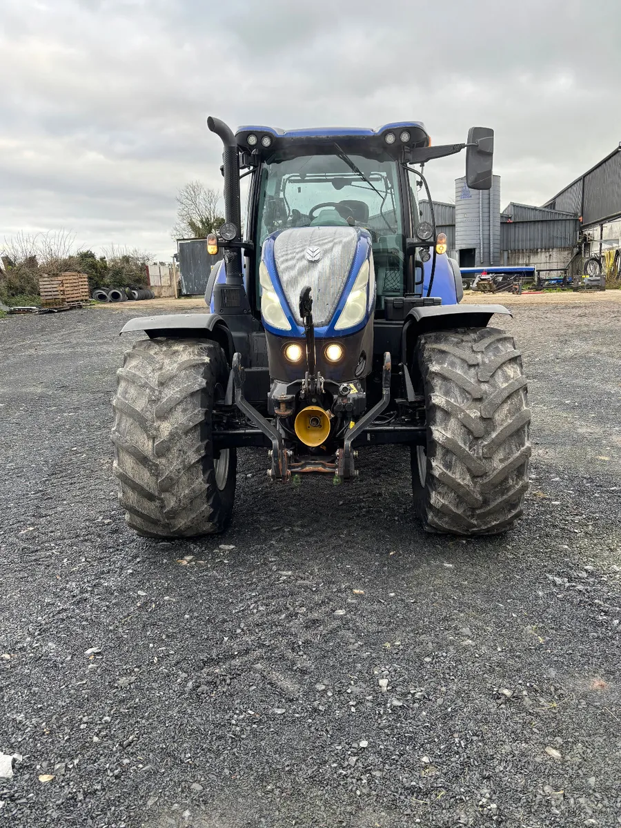 New Holland T7.225 - Image 3