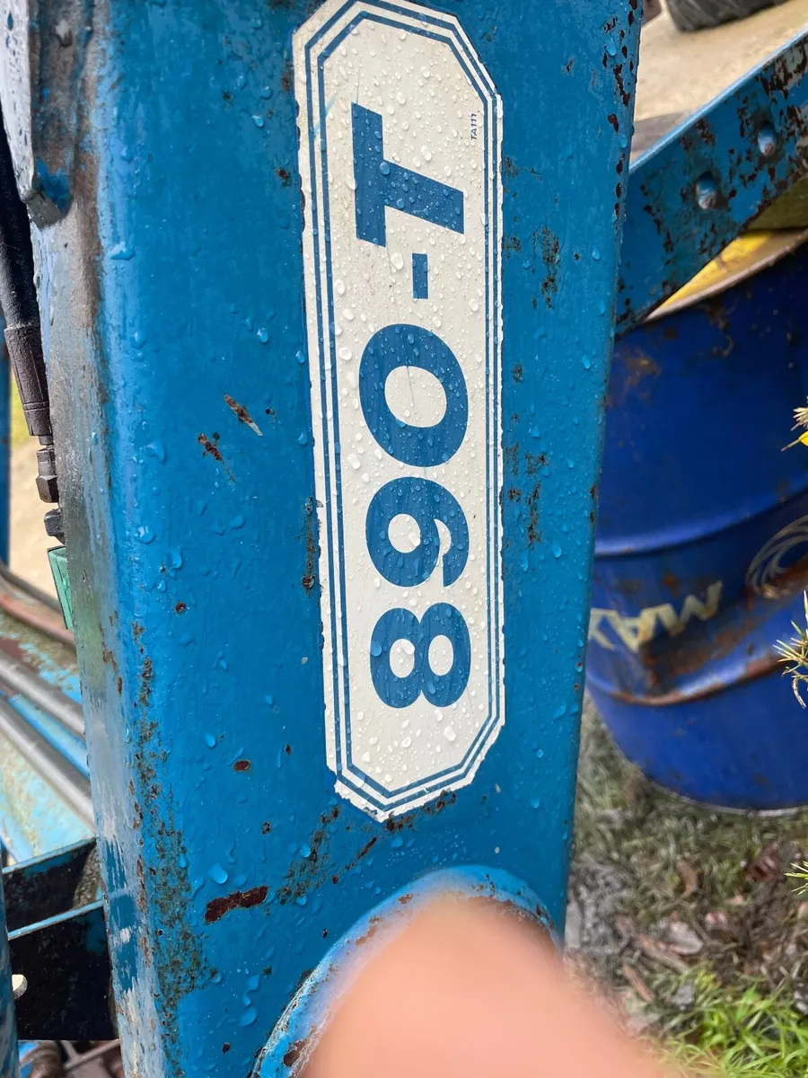 Tractor loader - Image 2