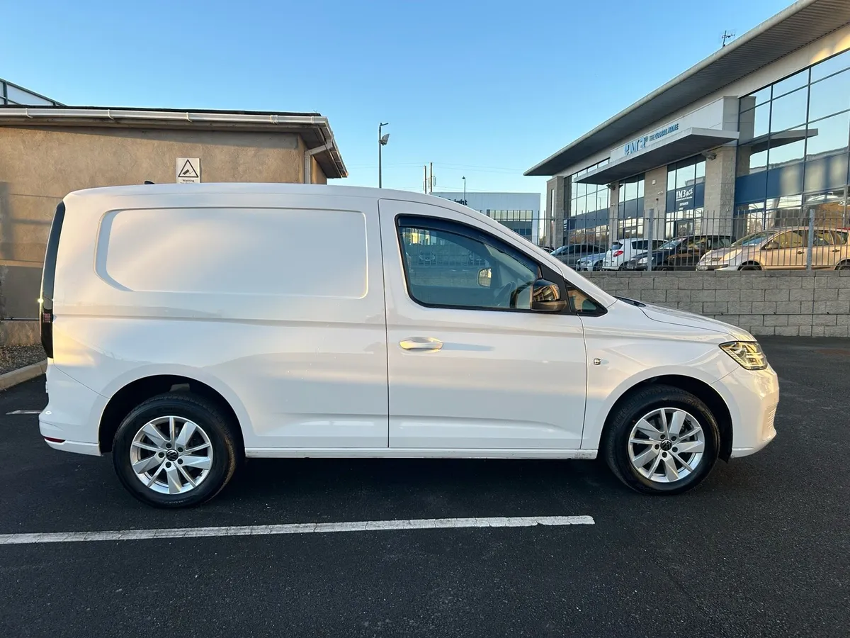 VW Caddy Edition 2.0L TDI - Image 2