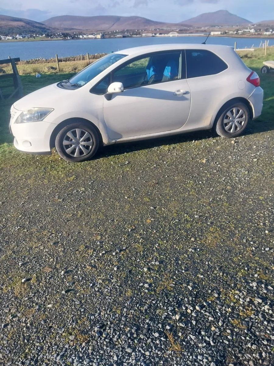 Toyota auris - Image 3