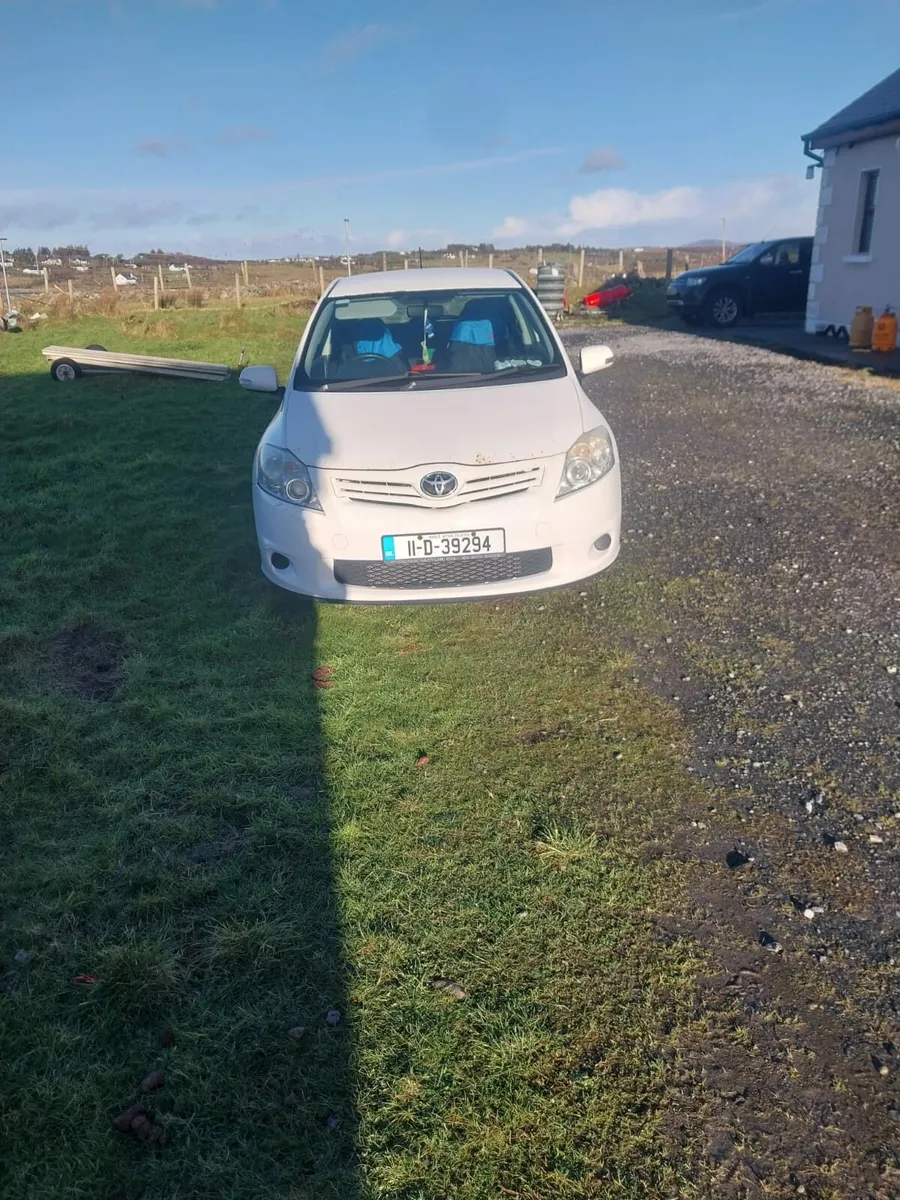 Toyota auris - Image 1