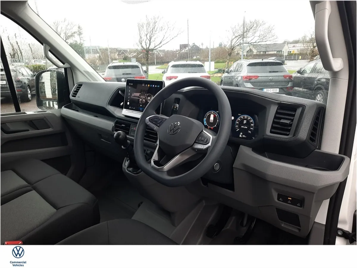Volkswagen Crafter CRAFTER T 30 MWB 140HP M6F - Image 3