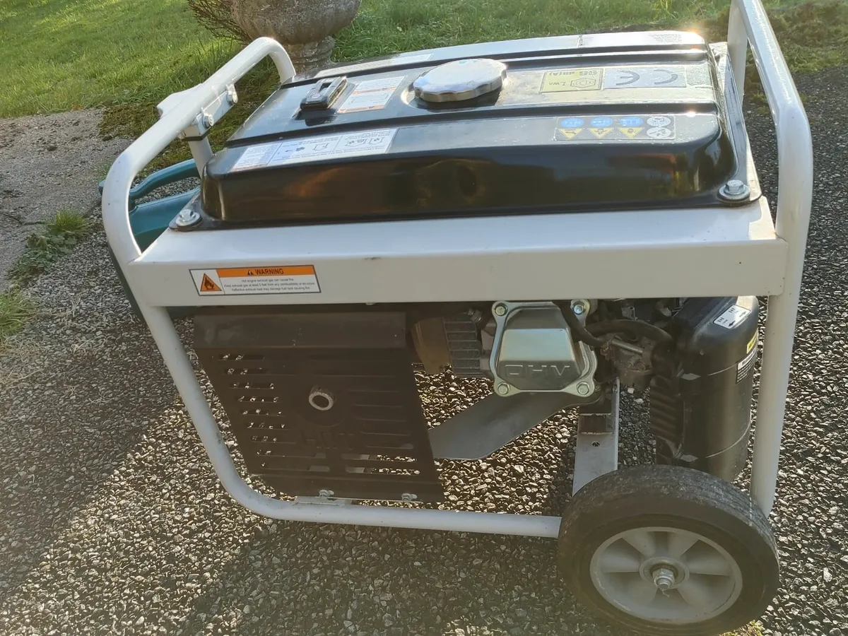 JEFFERSON 3.8kVa KEY START 110-230v GENERATOR. - Image 4