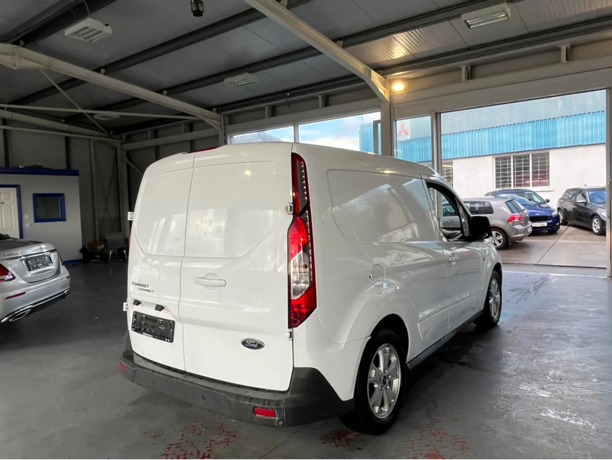 Ford Transit Connect 200 LIMITED EDITION P/V - Image 3