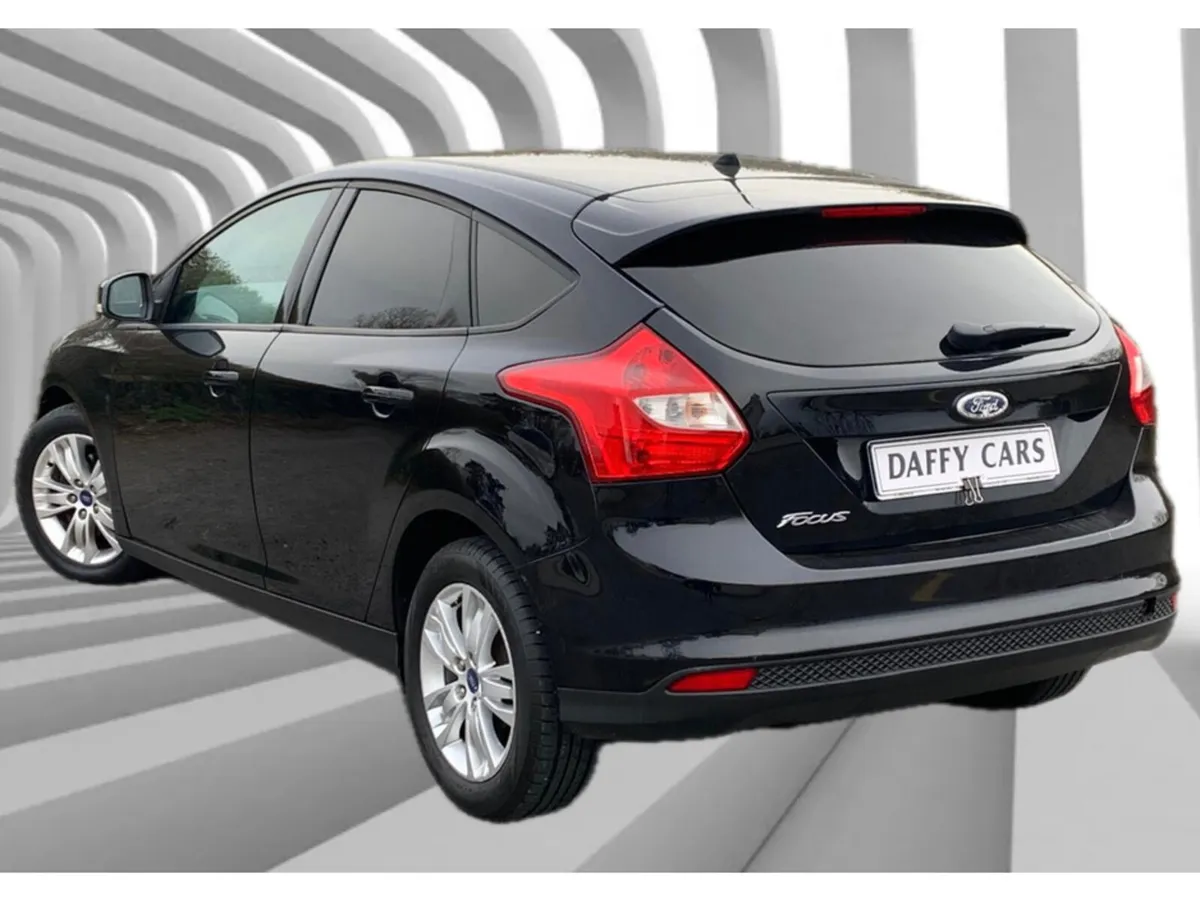 Ford Focus 1.6 TDCI 95PS 4DR VAN - Image 3