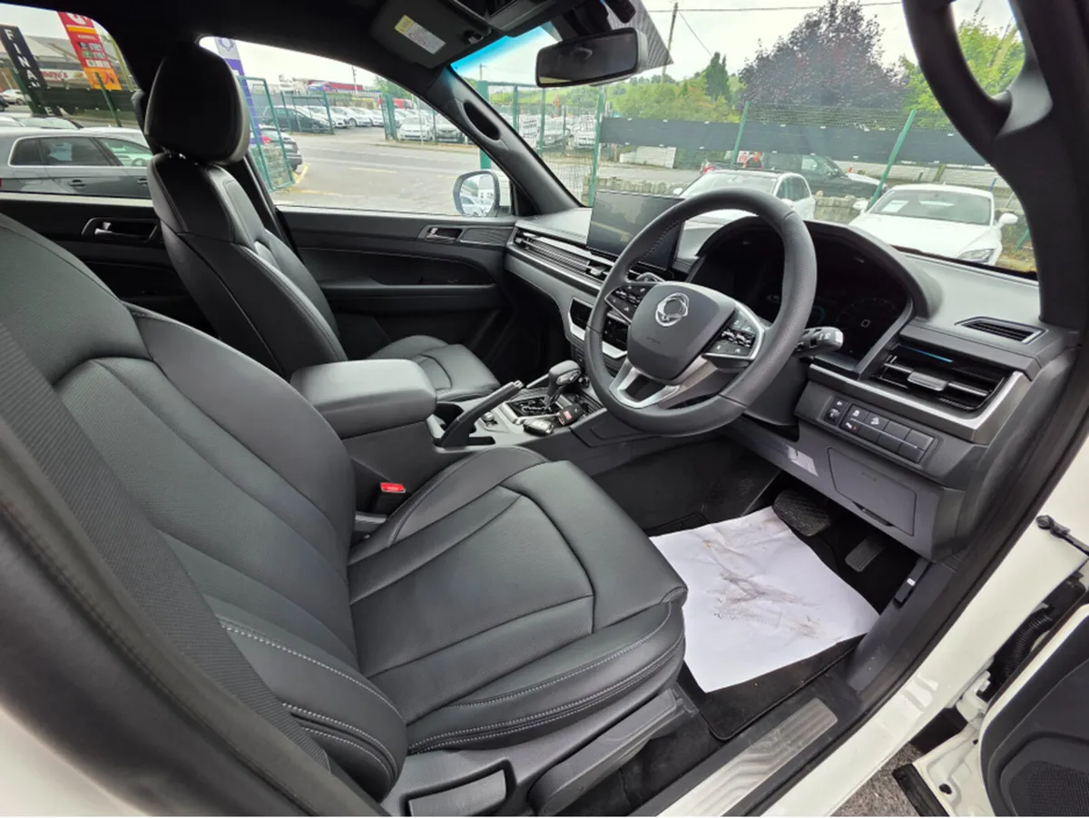 SsangYong Musso 2.2 PICK UP 5 SEATER COMMERCIAL 4W - Image 4