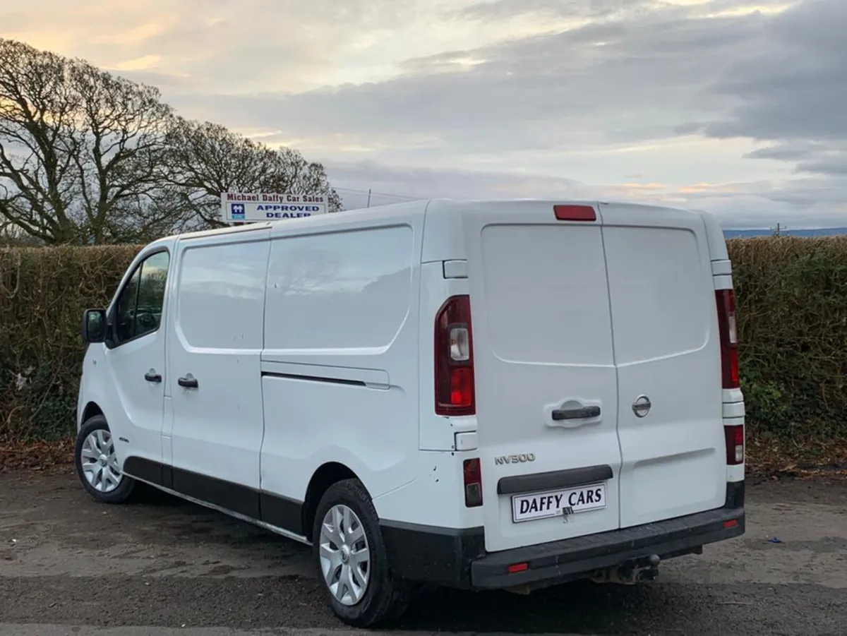 Nissan NV300 LWB 120 SV COL BUMPER 4DR - Image 3