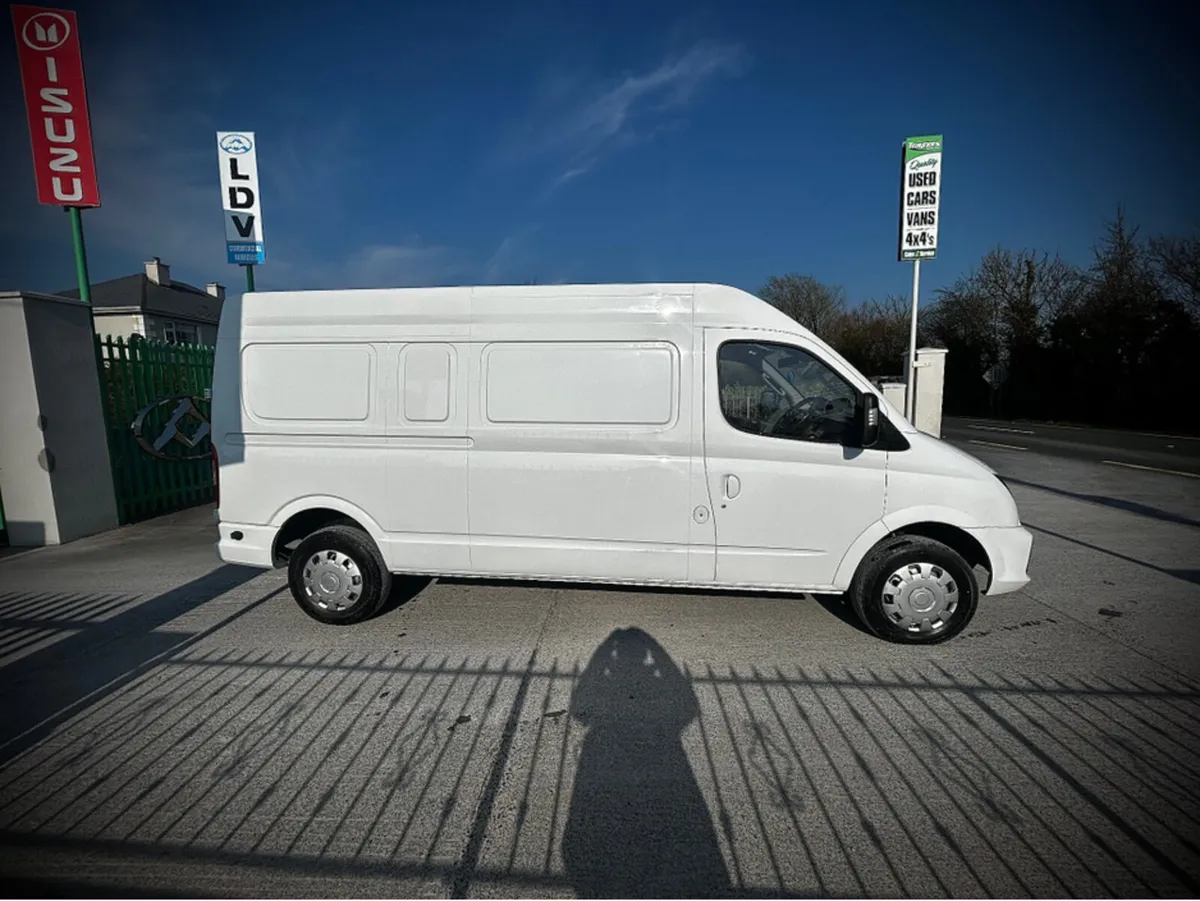 LDV V80 ONE OWNER EURO 6  SEMI HIGH ROOF LONG WHEE - Image 2