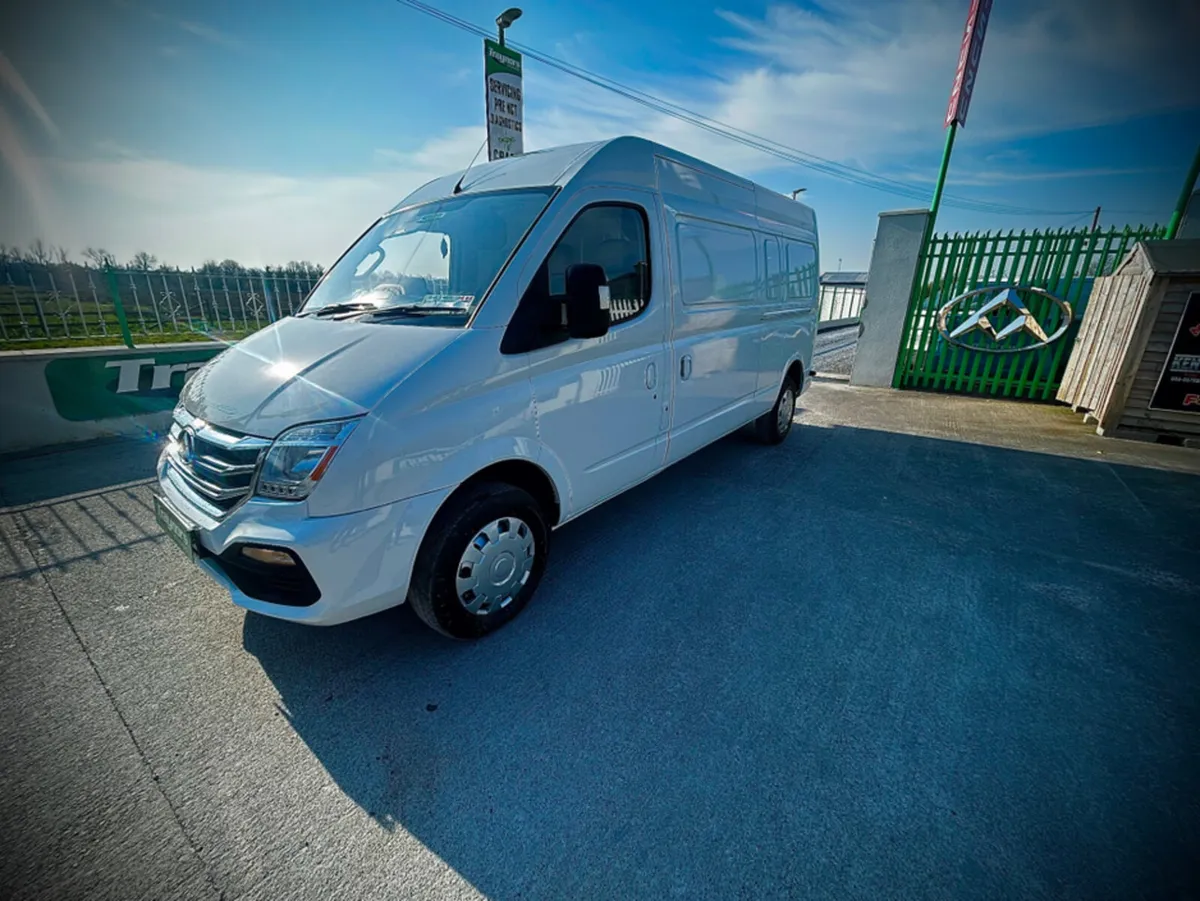 LDV V80 ONE OWNER EURO 6  SEMI HIGH ROOF LONG WHEE - Image 3