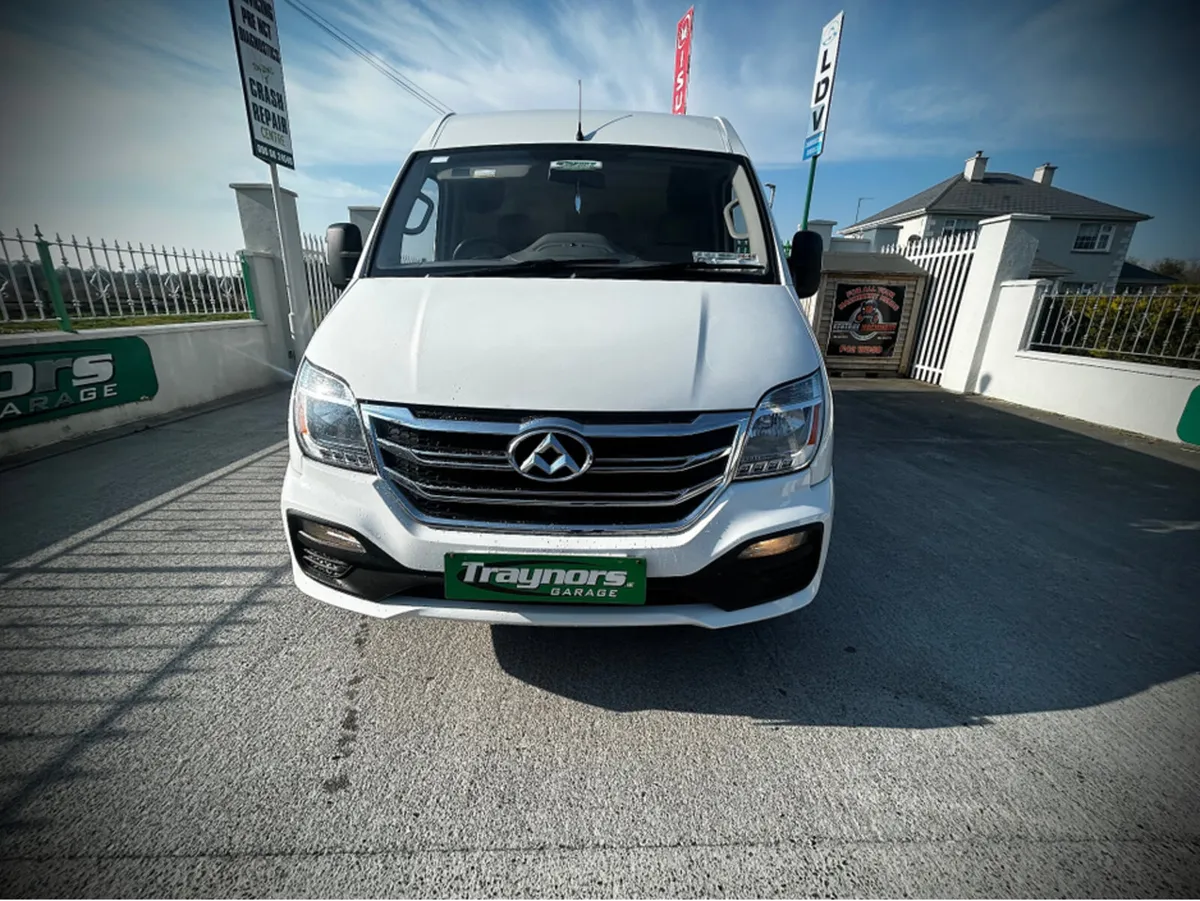 LDV V80 ONE OWNER EURO 6  SEMI HIGH ROOF LONG WHEE - Image 4