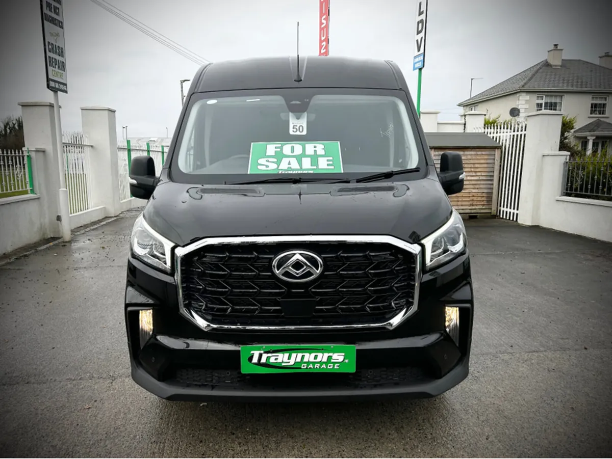 Maxus DELIVER 9 FWD IN BLACK METALLIC - Image 2