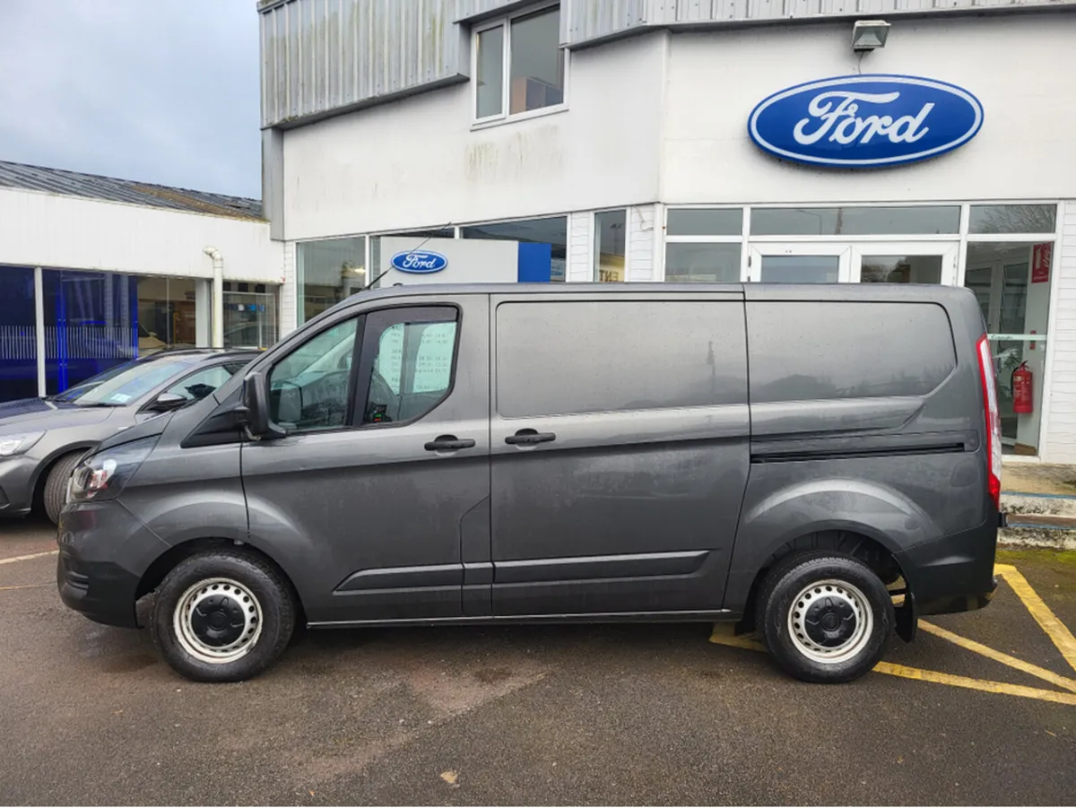 Ford Transit Custom 280 SWB 2.0 105 105PS 3DR - Image 4