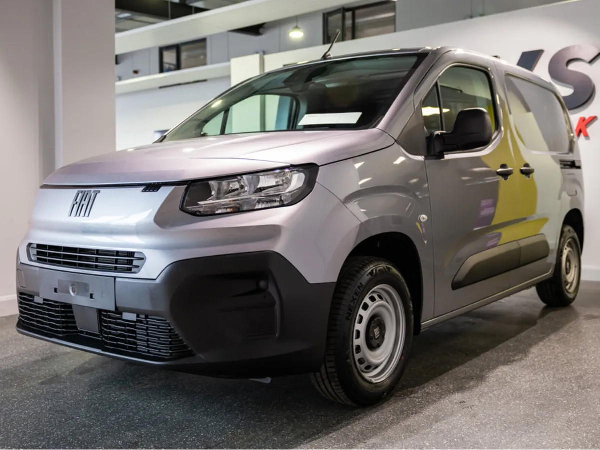 Fiat Doblo MCA SWB 100HP 650KG TECNICO - Image 3