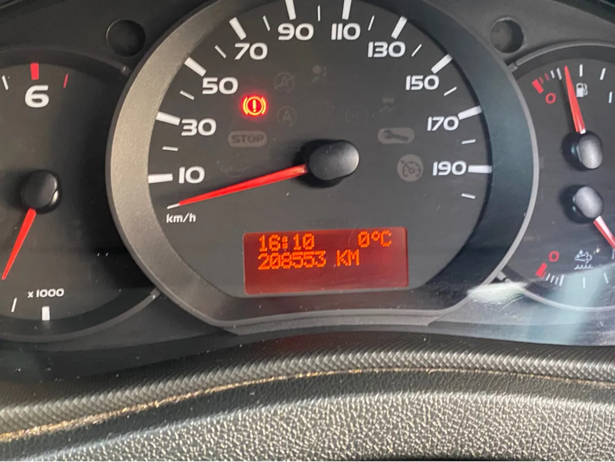 Nissan NV400 L3 H2 FWD 130 270 REAR D DOORS E - Image 3