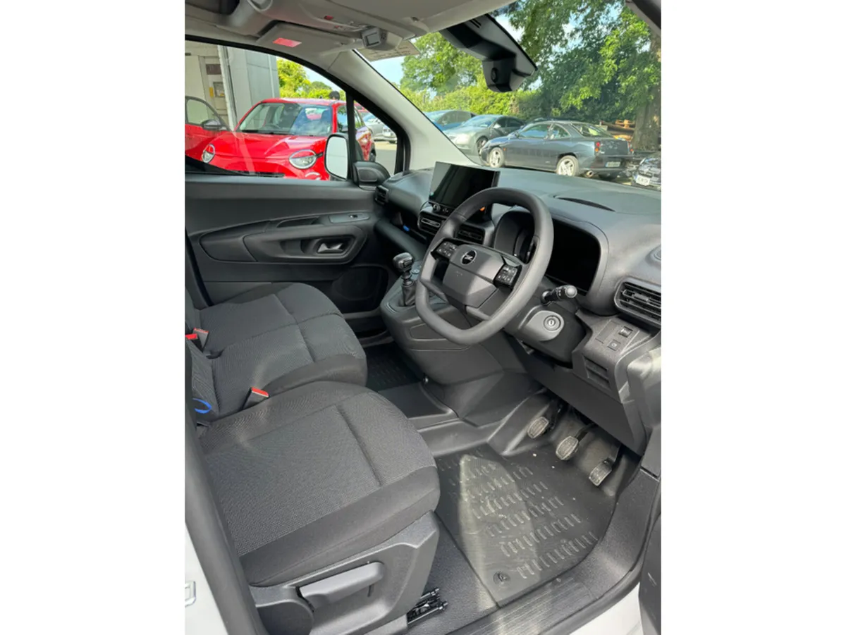 Opel Combo Komfort | 1.5 | L1H1 | 100PS - Image 2