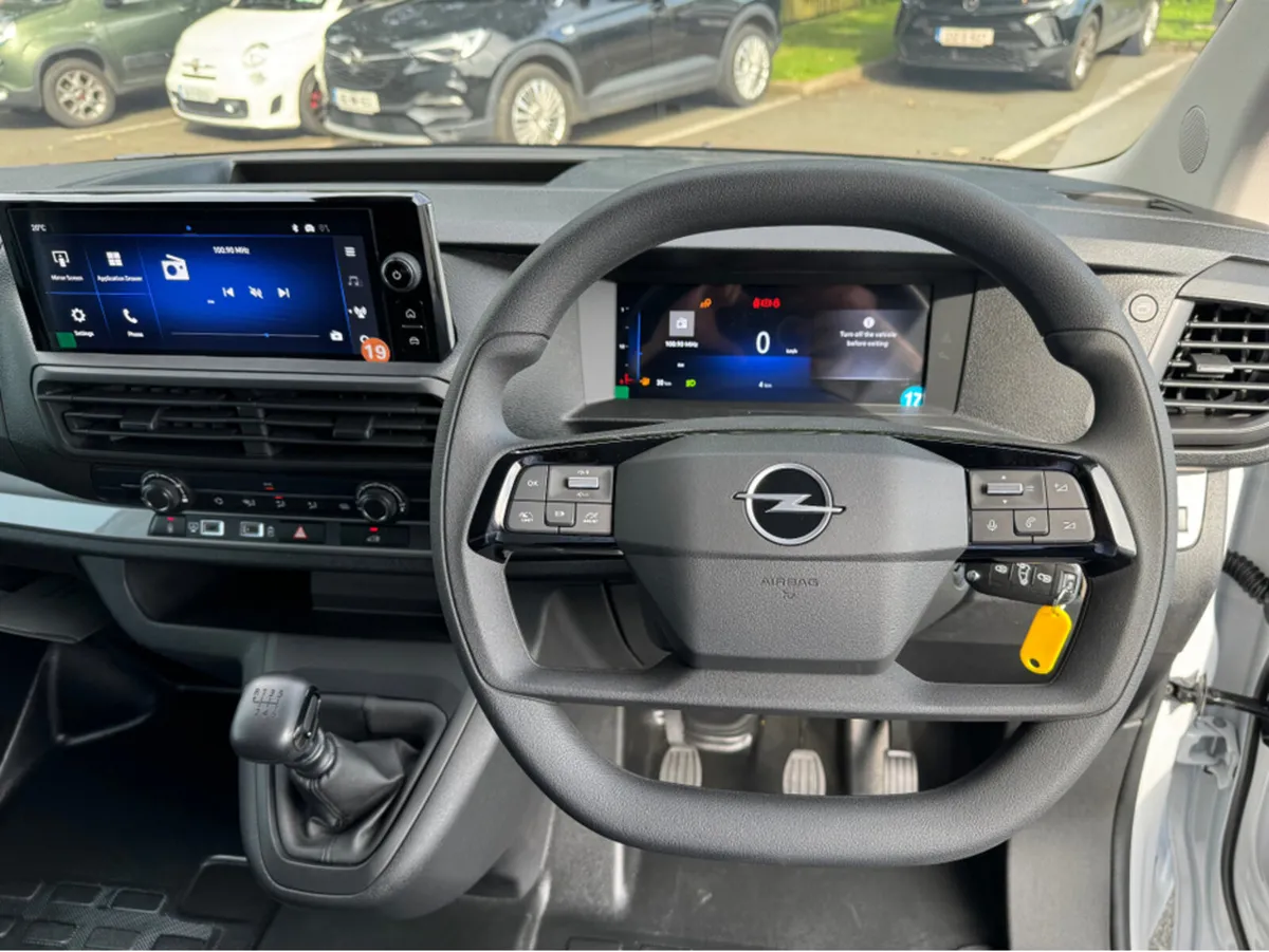 Opel Vivaro Komfort 2900 L1H1 120PS - Image 4