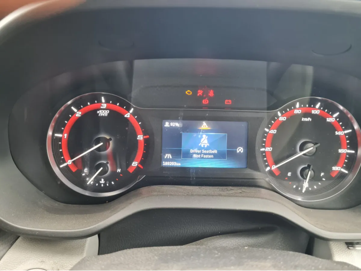 Maxus DELIVER 9 OTHER D PV LH RWD BASE 2DR 2 - Image 4