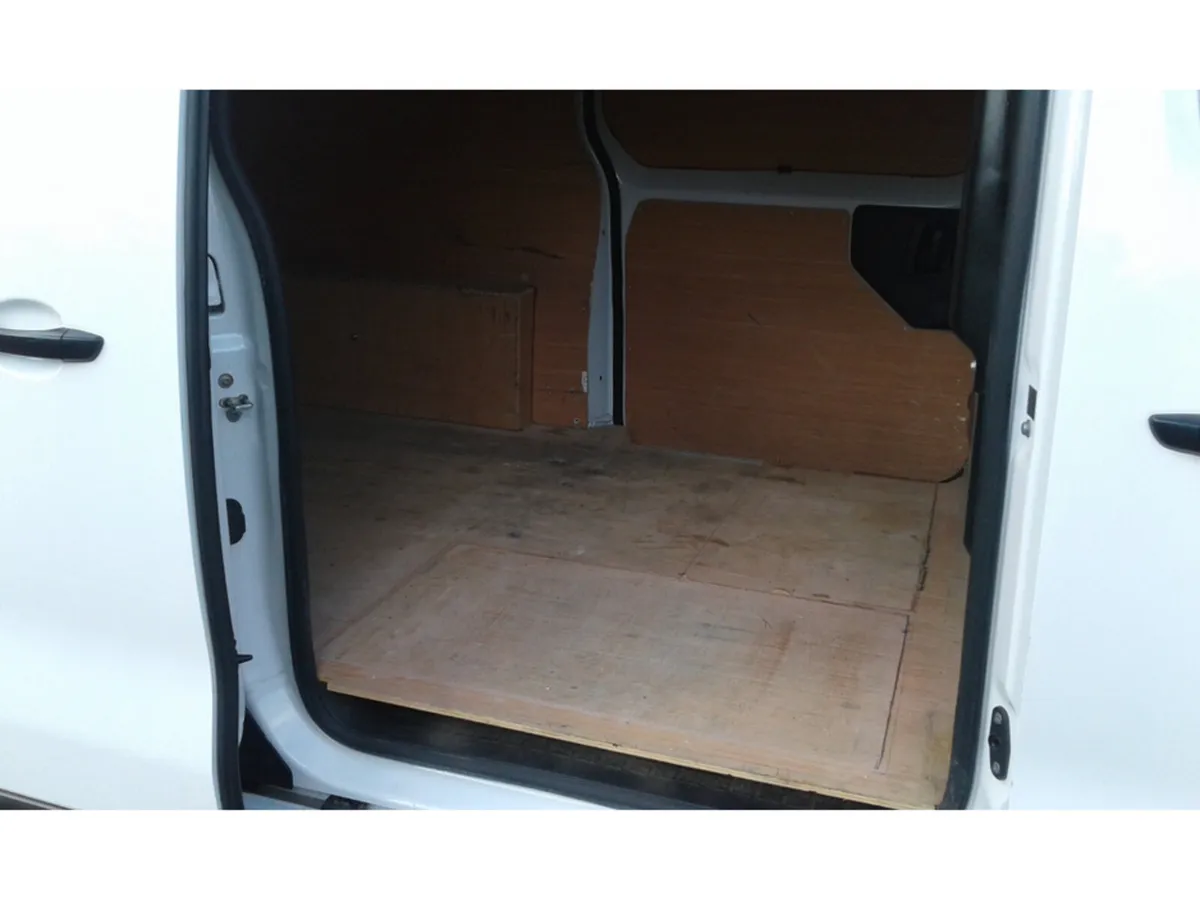 Opel Vivaro L2H1-1.5 100PS-6SP MAN 100PS-DIE-6SP 5 - Image 3