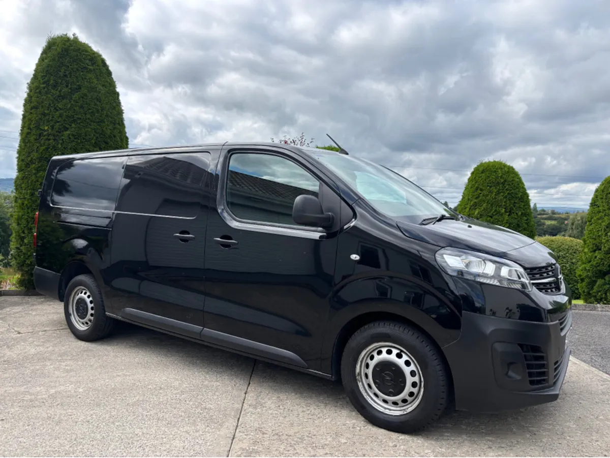 Opel Vivaro L2H1-1.5 100PS 12 MONTHS WARRANTY - Image 2