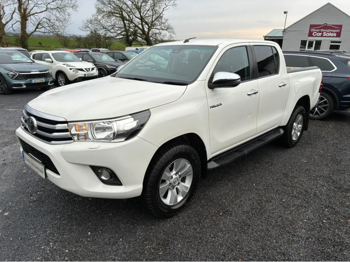 Toyota Hilux DOUBLE CAB (€19,950 Plus Vat) - Image 4