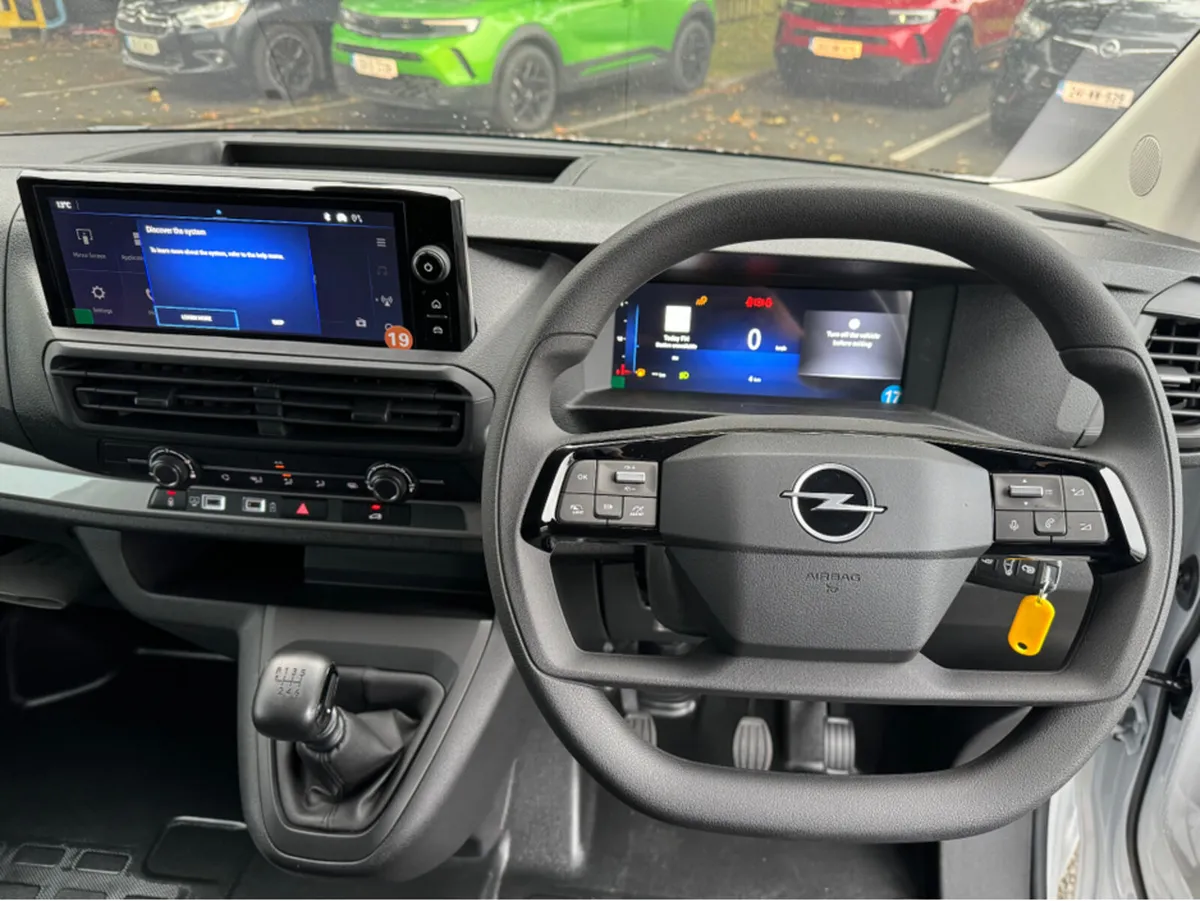 Opel Vivaro Komfort | 1.5 | SWB | 120hp - Image 3